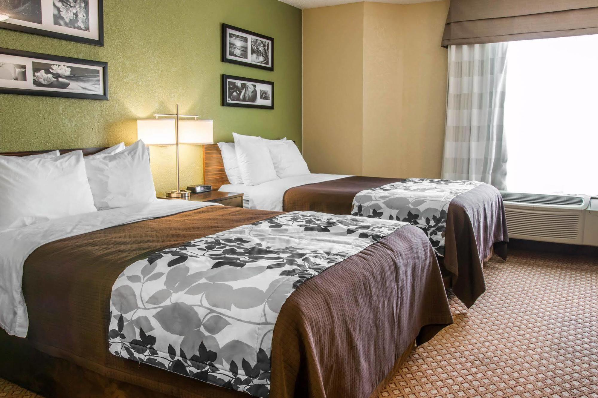 Sleep Inn & Suites Grand Rapids Exterior photo